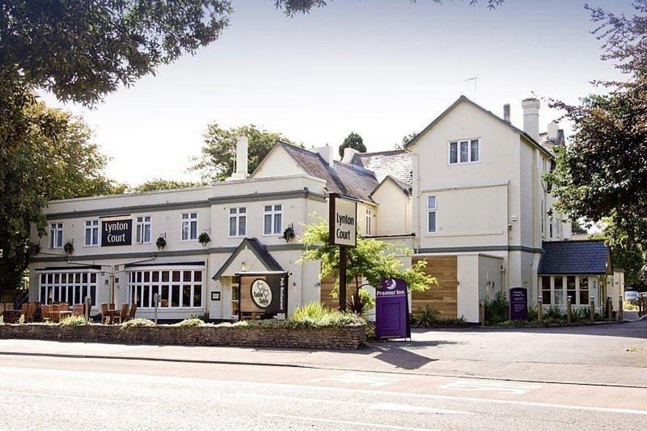 Premier Inn Bournemouth East Buitenkant foto